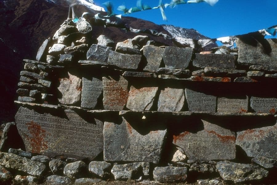 mani wall - Tibetan Buddhism, the main religion in Ladakh