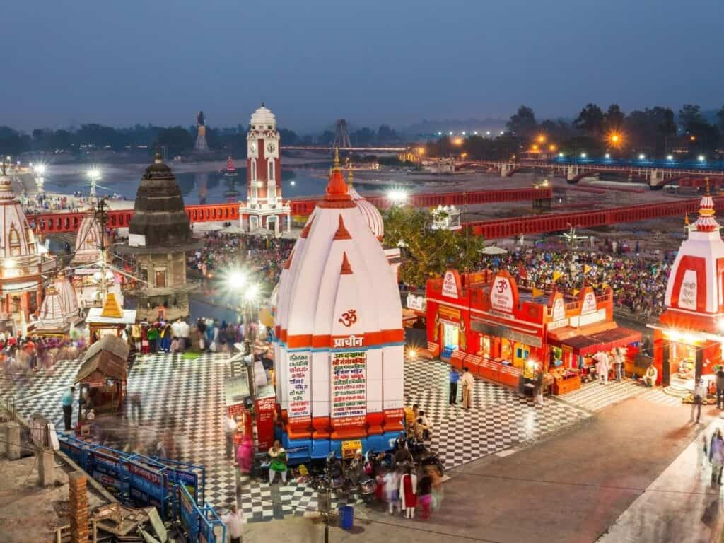 Haridwar, one of the most important religios sites of India, a perfect day tour from Delhi