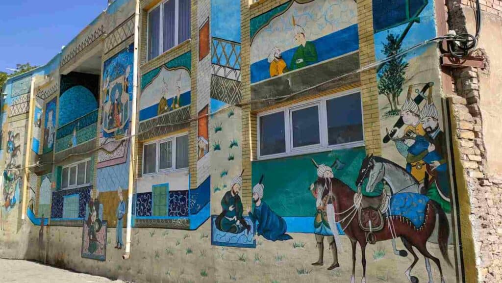 Colorful graffitis in Zanjan