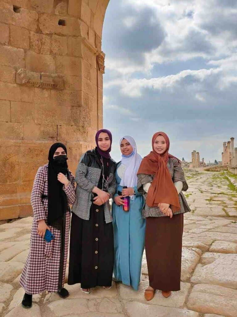 Jordanian women at the South gate