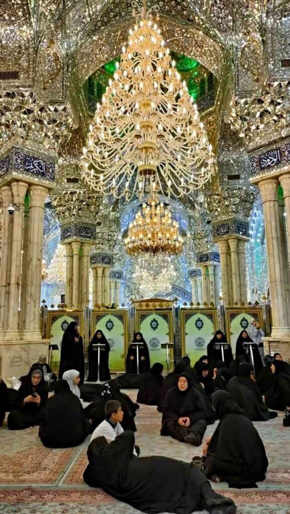 Najaf Imam Ali holy shrine, one of the most places to visit in Iraq and one of the best things to do in Iraq