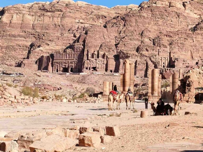 ULTIMATE TRAVEL GUIDE WITH TIPS FOR VISITING PETRA (+ PETRA ONE AND TWO ...