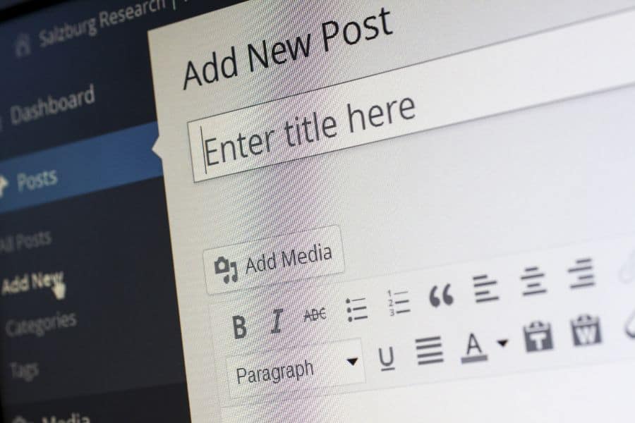 Learn how to use WordPress with a blogging course