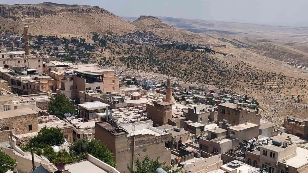 view of Mardon from Zinciriye madrasa 