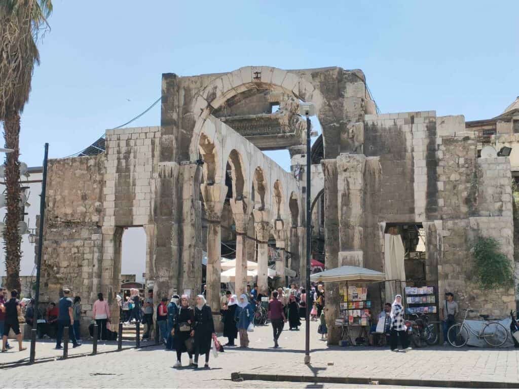 Damascus in front of Umayyad mosque