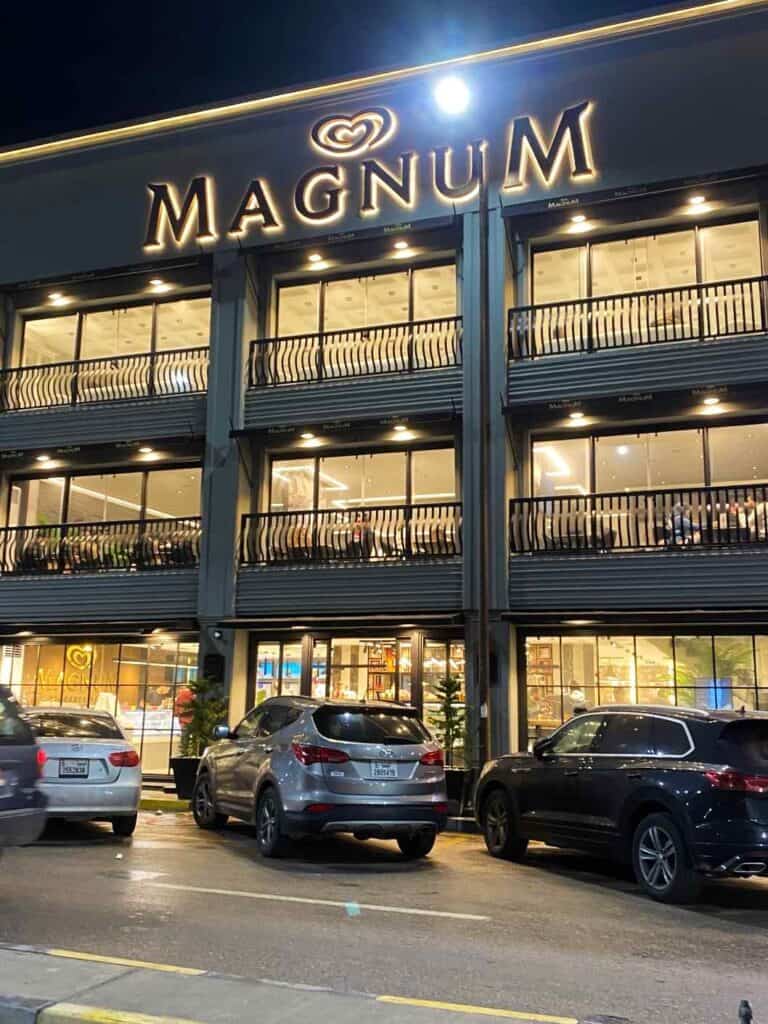 Magnum sweet shop