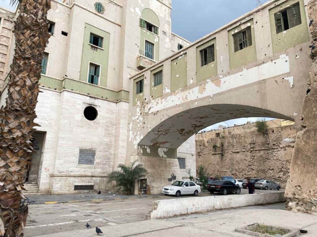 The signs of the war in Tripoli